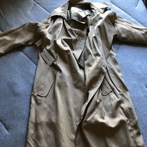 BNWT ARITZIA BABTON LAWSON TRENCHCOAT MEDIUM